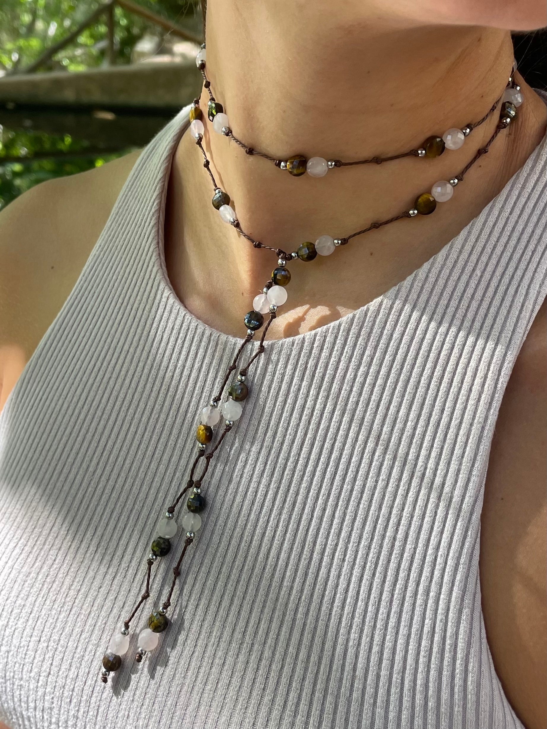 Uma (multiposición) Ojo de Tigre y Cuarzo Rosa